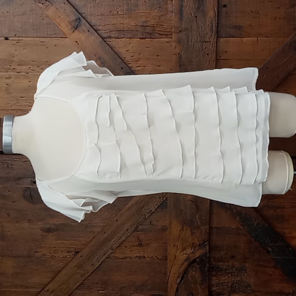 🟡CLEARANCE🟡 Worthington Ivory Sheer Ruffle Front Top Size Large